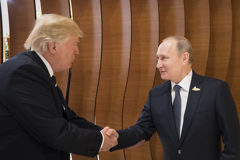 Prezidenti USA a Ruska Donald Trump a Vladimir Putin při setkání v Hamburku 