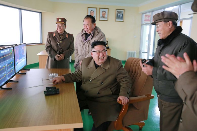 Severokorejského diktátora Kim Čong-una podobné ukázky zřejmě baví