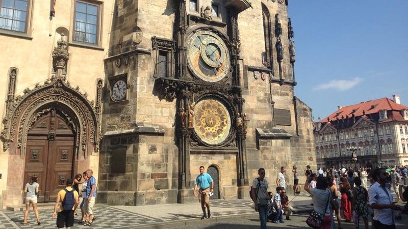 Orloj na Staroměstském náměstí v Praze