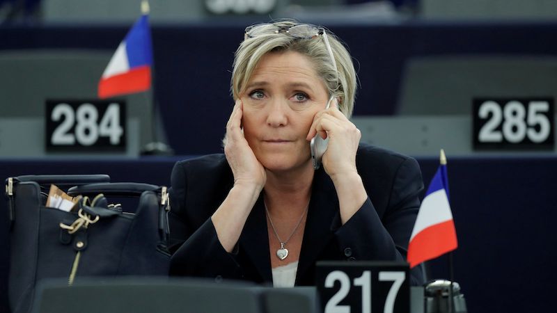 Vůdkyně francouzských nacionalistů, europoslankyně a prezidentská kandidátka Marine Le Penová