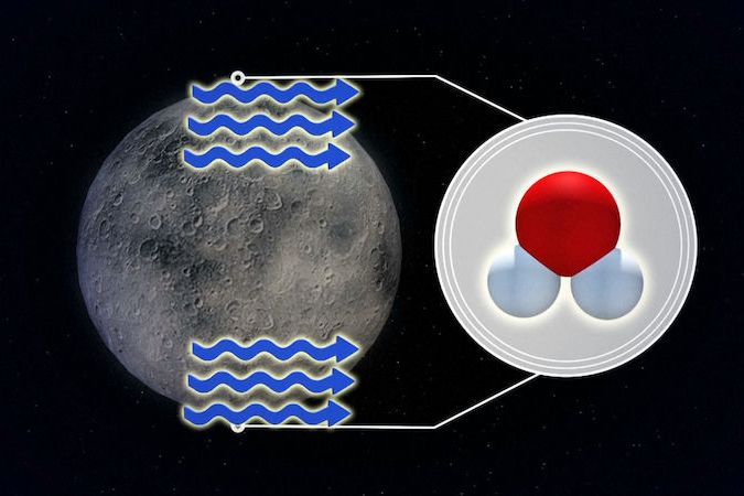 Uvnitř Měsíce je zřejmě voda, odhalila studie