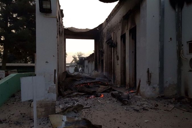 Nemocnice v Kunduzu po bombardování
