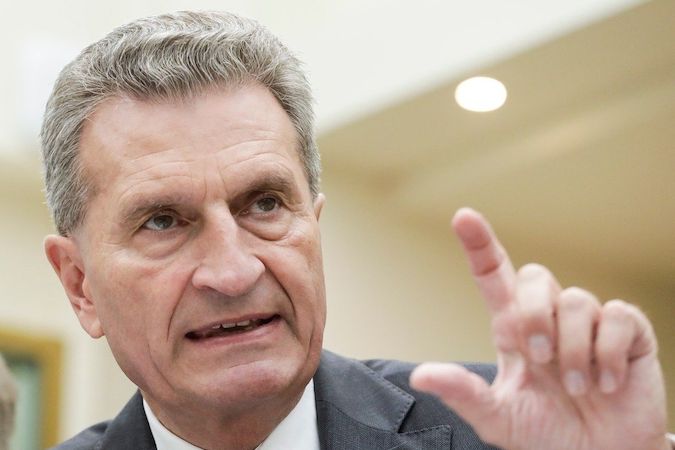 Eurokomisař pro rozpočet a lidské zdorje Günther Oettinger
