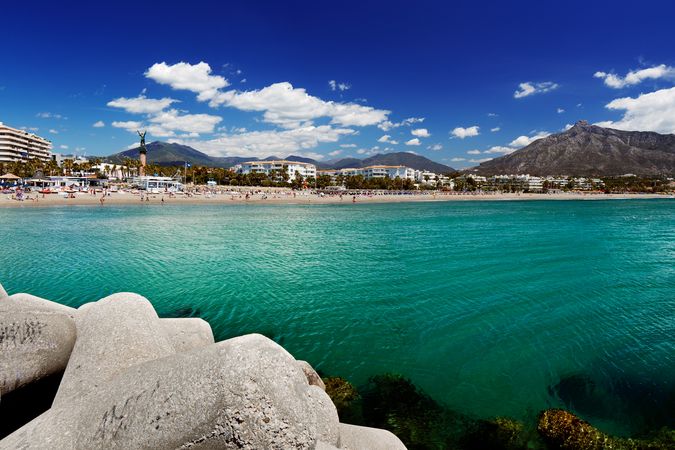 Takhle vypadá Marbella, vyhlášené letovisko Andalusie.