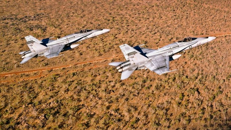 Australské bojové letouny F/A-18 Hornet