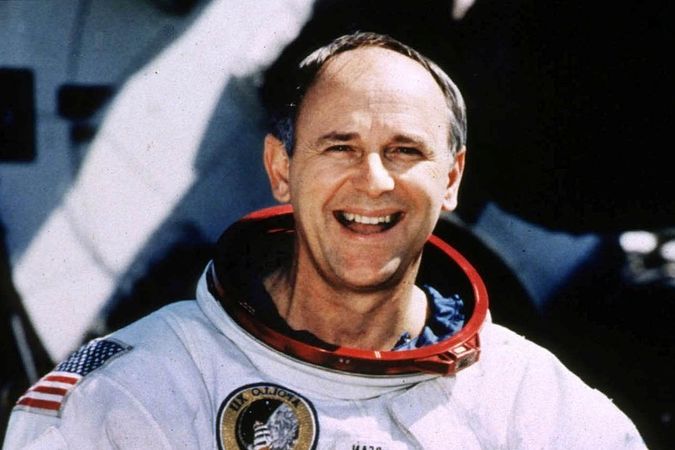 Astronaut Alan Bean na archivním snímku