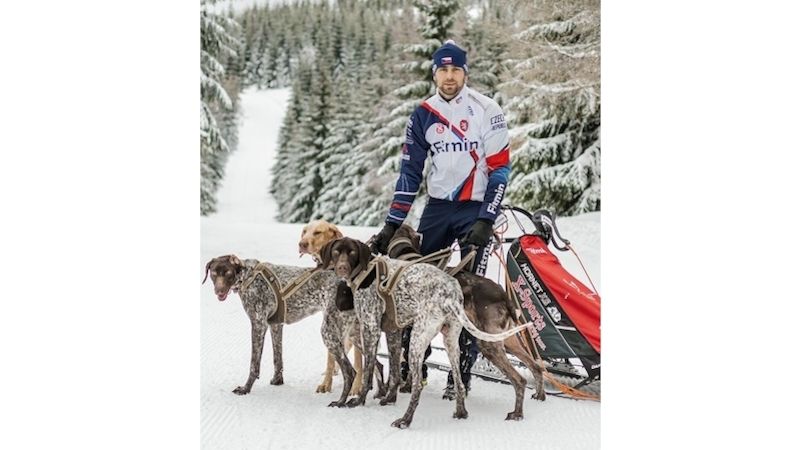 Jirka Mencák - český musher a mistr světa ze závodů psích spřežení na suchu v Polsku 2018 se chystá na mistrovství světa do Francie