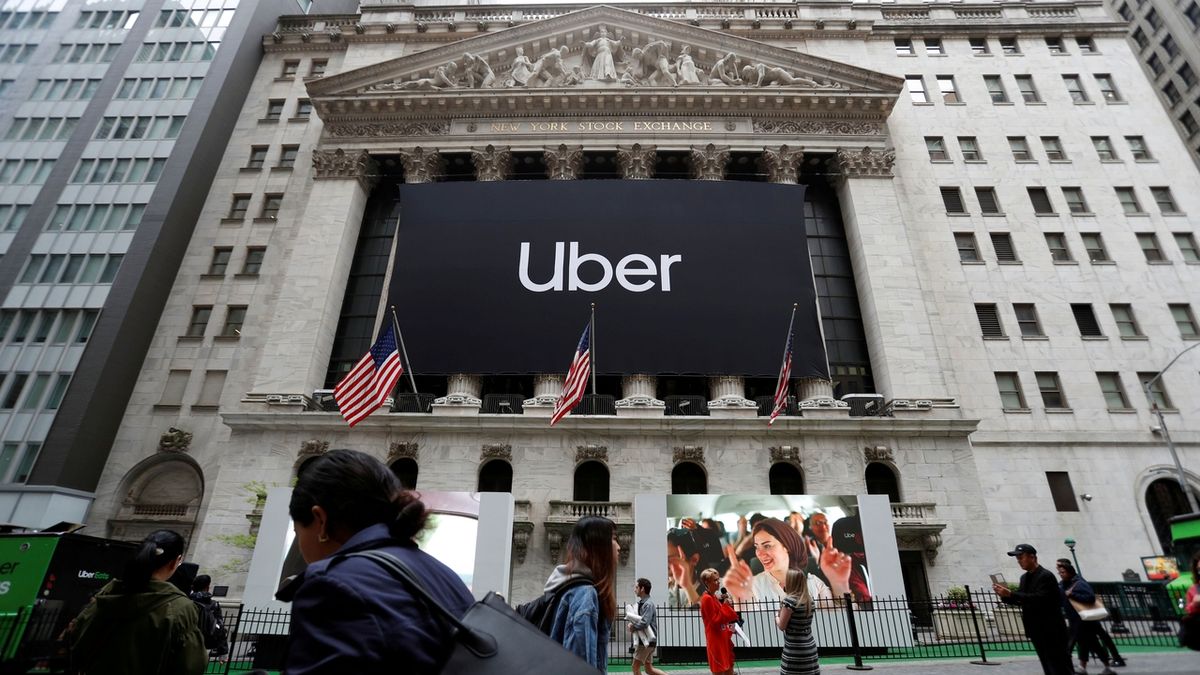 Náklady spojené se vstupem Uberu na newyorskou burzu (její budova na snímku) činí 3,9 miliardy dolarů.