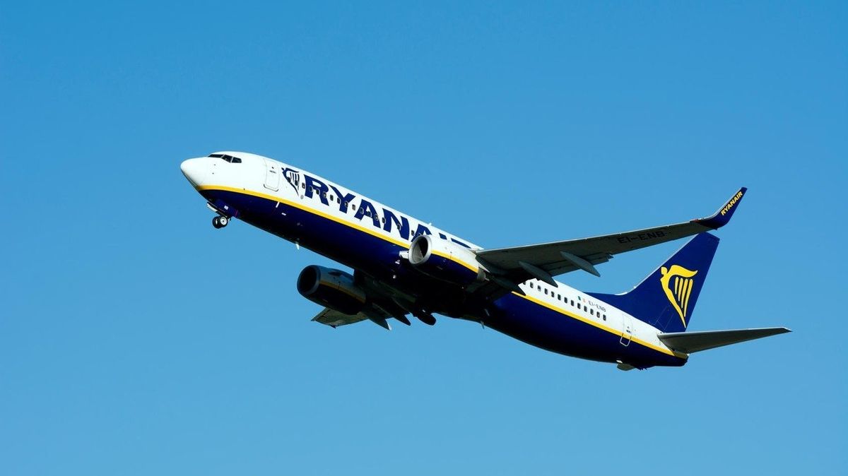 Linku provozují nízkonákladové aerolinie Ryanair. Ilustrační foto