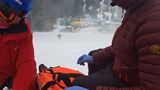 V Jeseníkách zavalila lavina skialpinistu, je po smrti