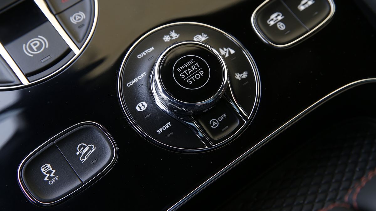 Jaguar Land Rover a Volkswagen před soud nepůjdou, automobilky dosáhly dohody