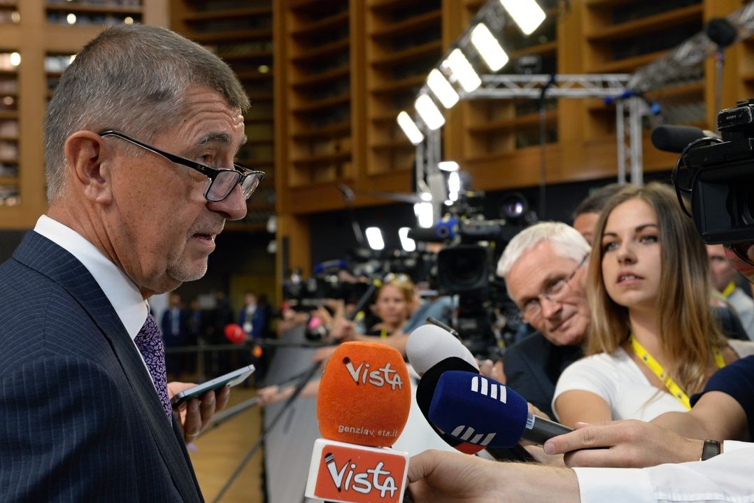 Andrej Babiš hovoří v Bruselu s novináři