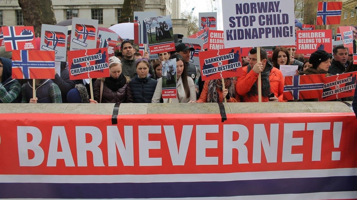 Demonstrace proti činnosti norského úřadu pro ochranu dětí Barnervernet 