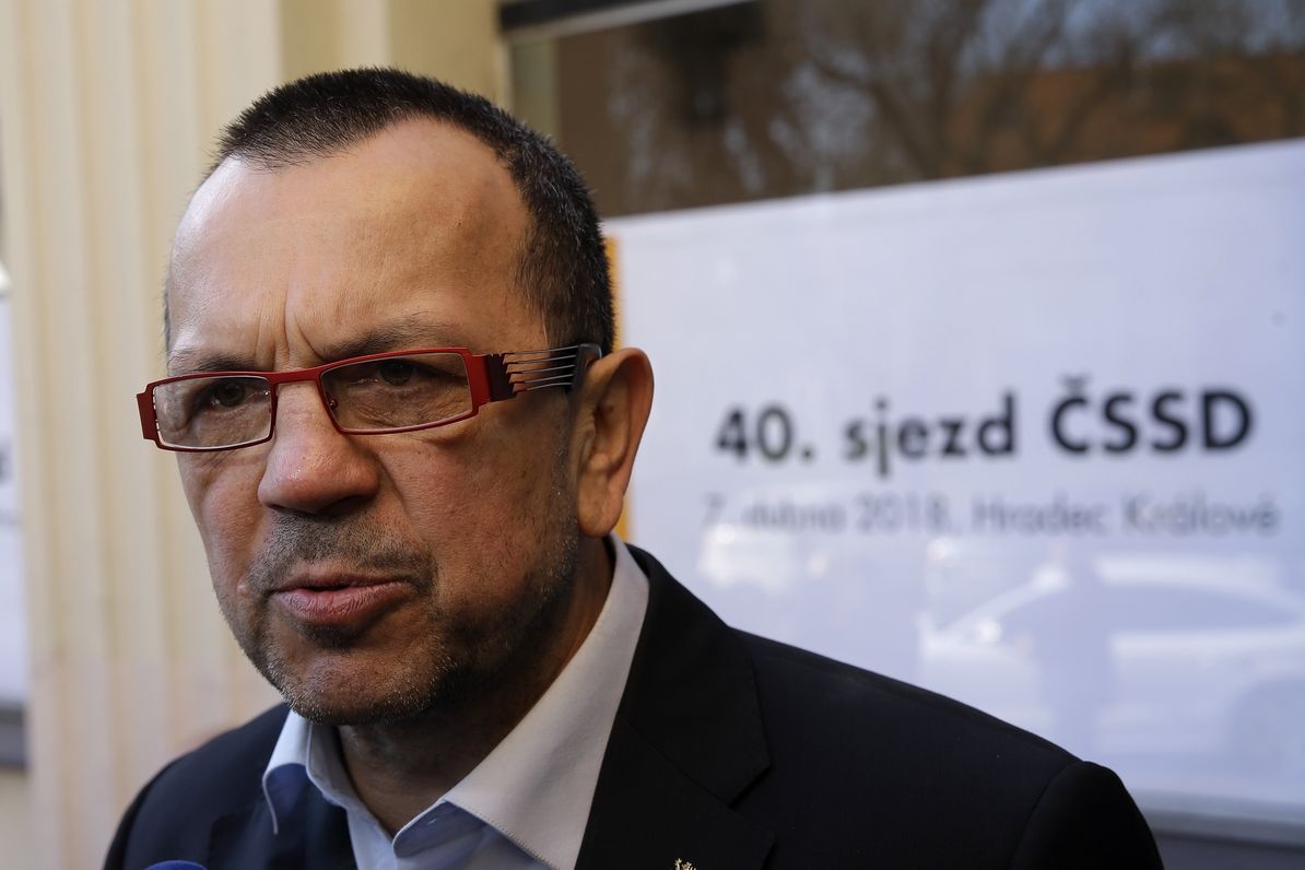 V Hradci Králové pokračoval 7. dubna 2018 40. sjezd ČSSD. Na programu byla volba místopředsedů strany. Na snímku Jaroslav Foldyna.