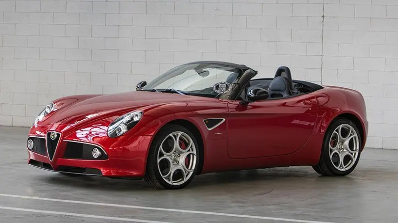Jeste Jedna Posledni Prilezitost Alfa Romeo Prodava Uplne Nove 8c Spider Novinky Cz