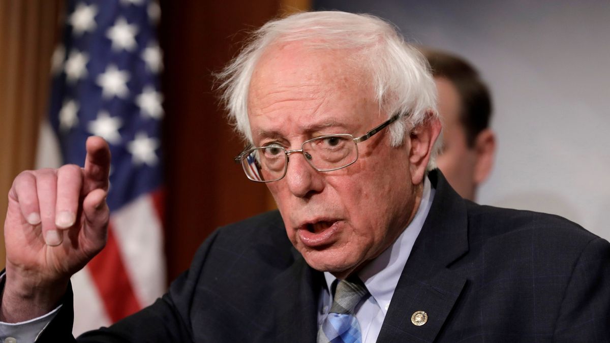 Je to vláda třídy miliardářů pro třídu miliardářů, pustil se Sanders do Trumpa a spol.