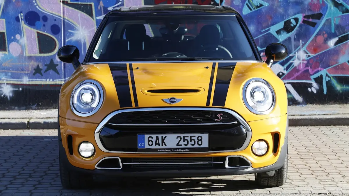 Bmw Pohrozilo Kvuli Brexitu Presunem Vyroby Vozu Mini Do Rakouska Novinky Cz