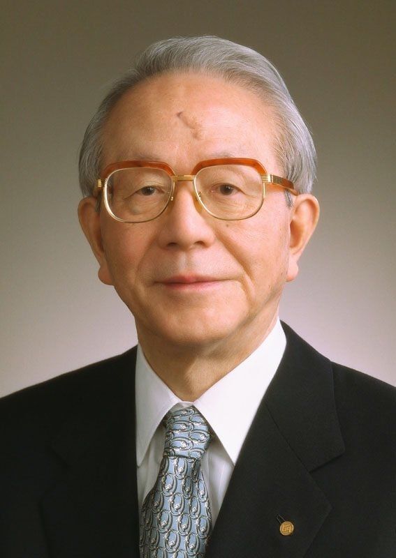 Tatsuro Toyoda, bývalý prezident automobilky Toyota, zemřel na konci roku 2017.

