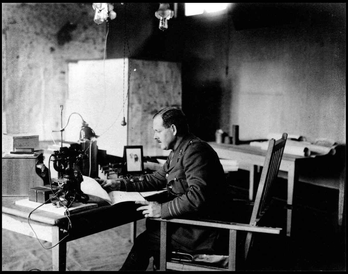 Důstojník Peter Norman Nissen na archivním snímku. Když po první světové válce opouštěl armádu, odcházel s hodností podplukovníka.