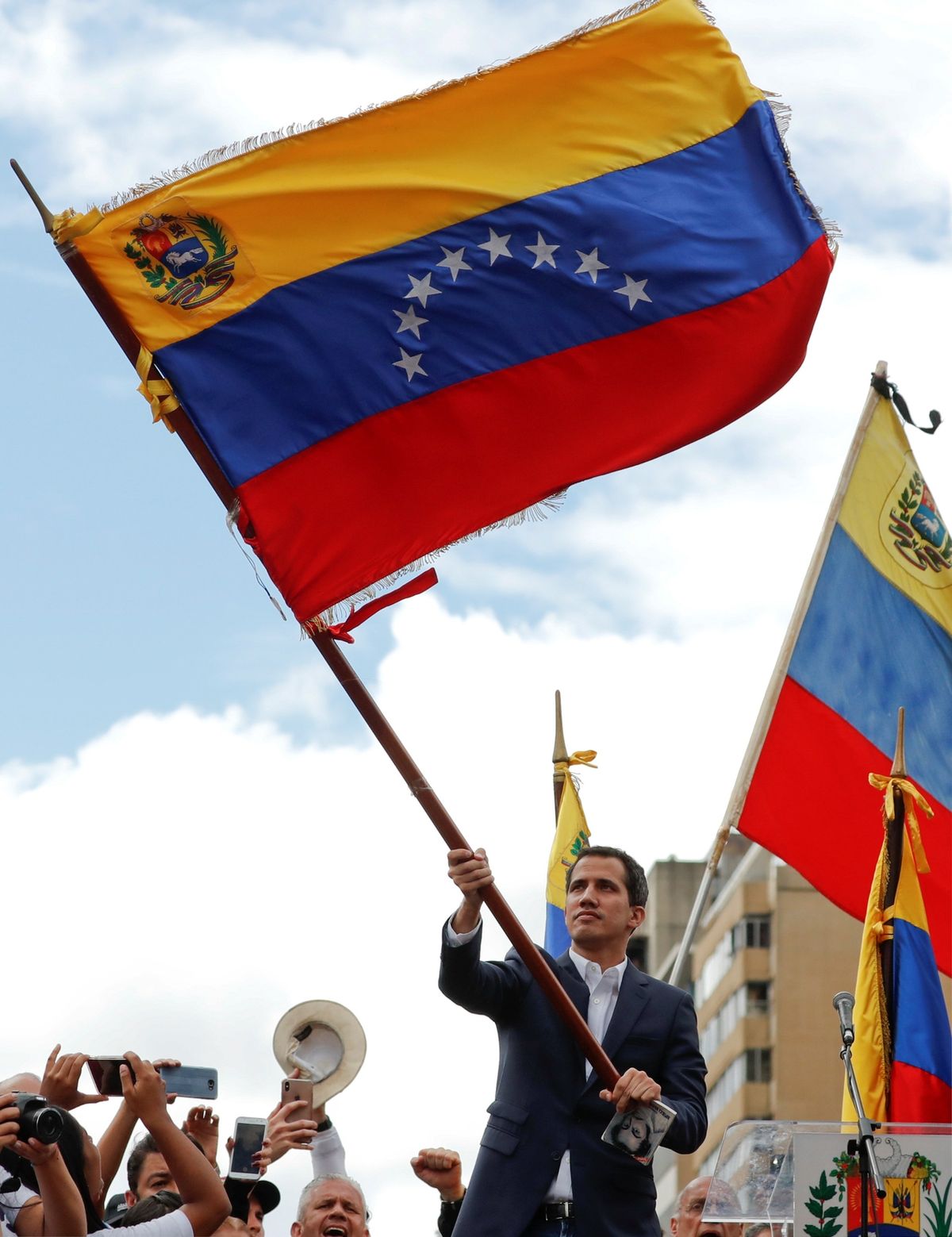 Juan Guaidó se ve středu prohlásil prezidentem Venezuely. 