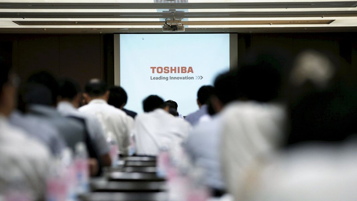 Toshiba se nejspíš rozdělí na tři firmy