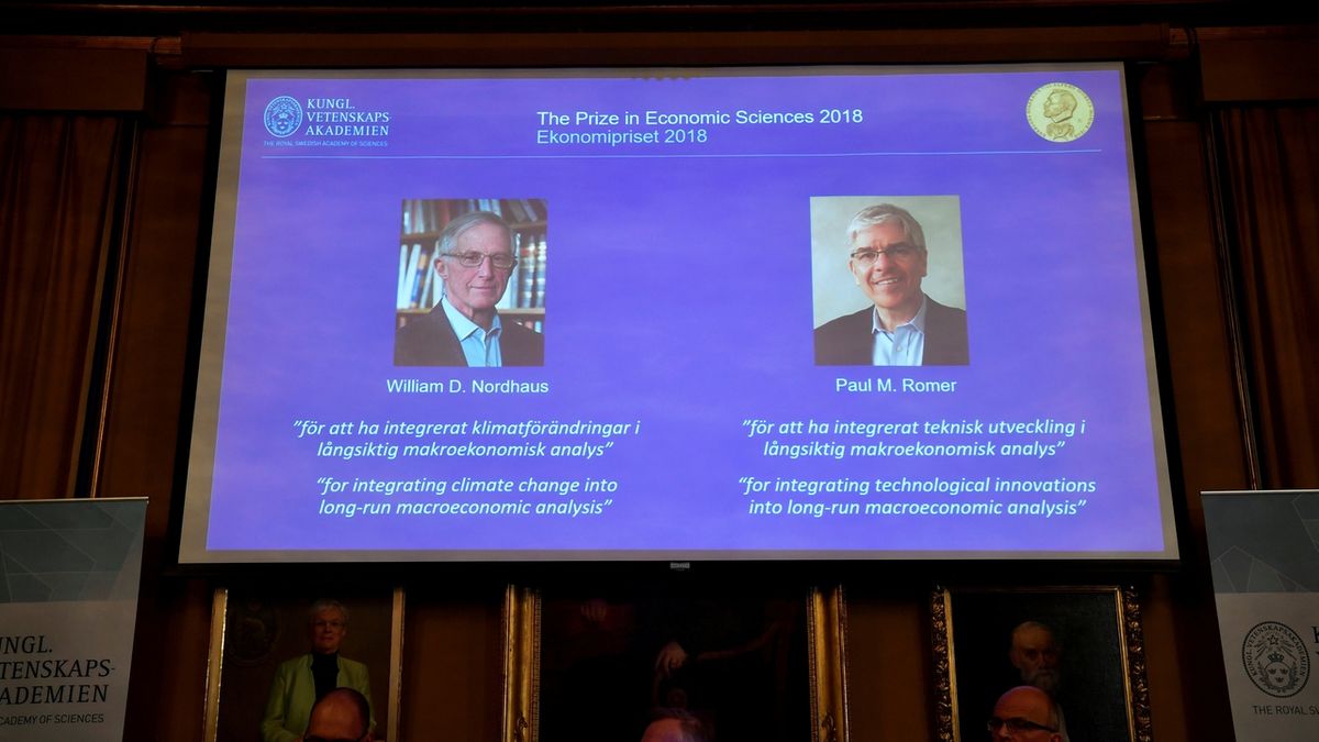 Nobelovu cenu za ekonomii letos získali Američané William Nordhaus a Paul Romer.