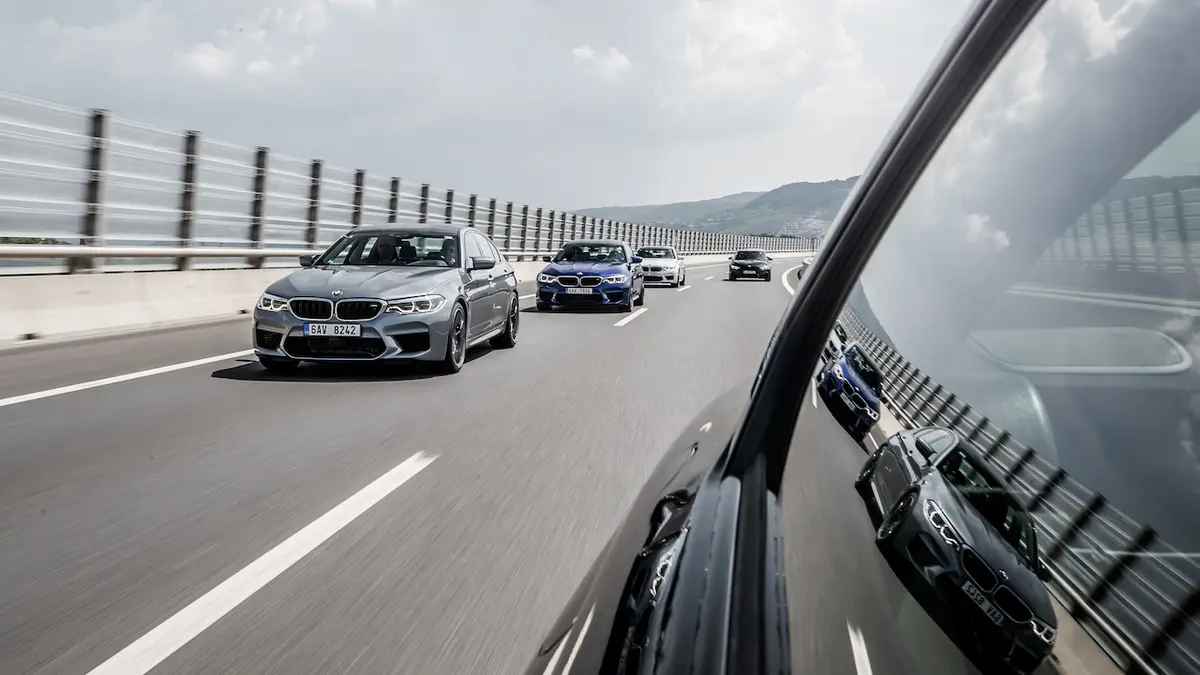 Dve Tvare Noveho Bmw M5 Manazersky Sedan I Okruhove Kladivo Novinky Cz