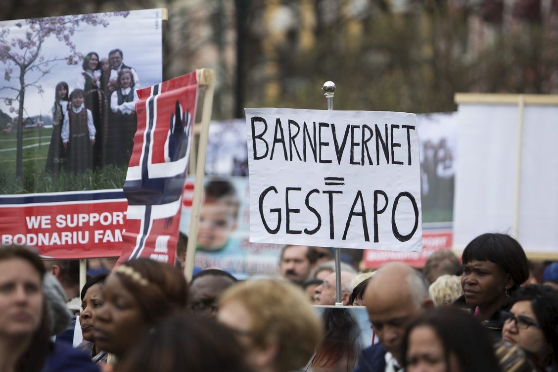 Od ledna se konaly po celém světě protesty proti práci norského úřadu Barnevernet.