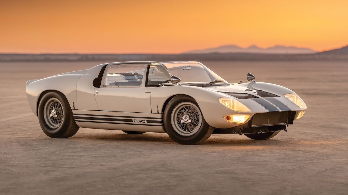 Ford GT40 Roadster GT/108