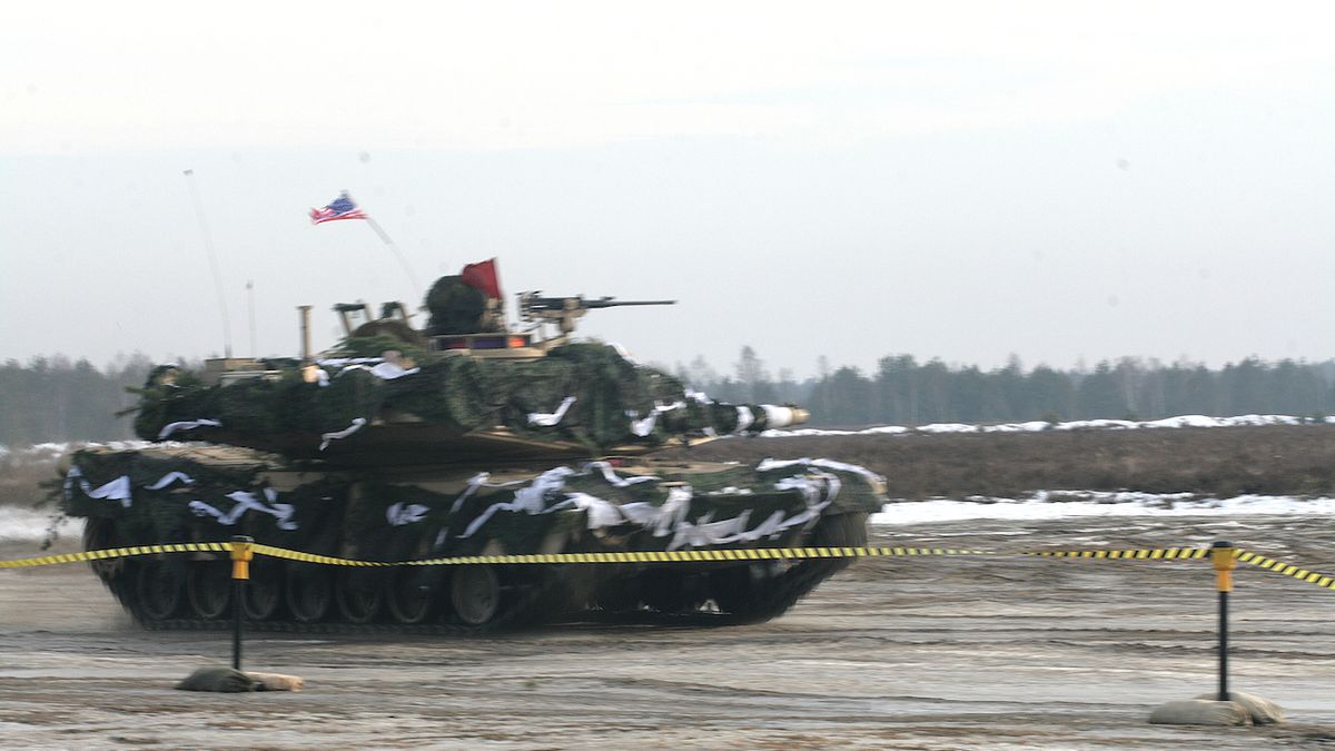 Tank M1A2 Abrams z americké třetí obrněné brigády v Polsku 