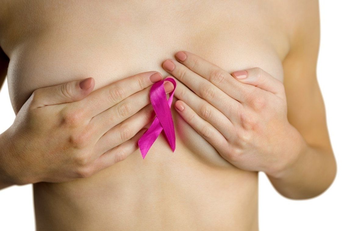 Rekonstrukce prsu po léčbě rakoviny je jeden z častých zákroků plastických chirurgů.