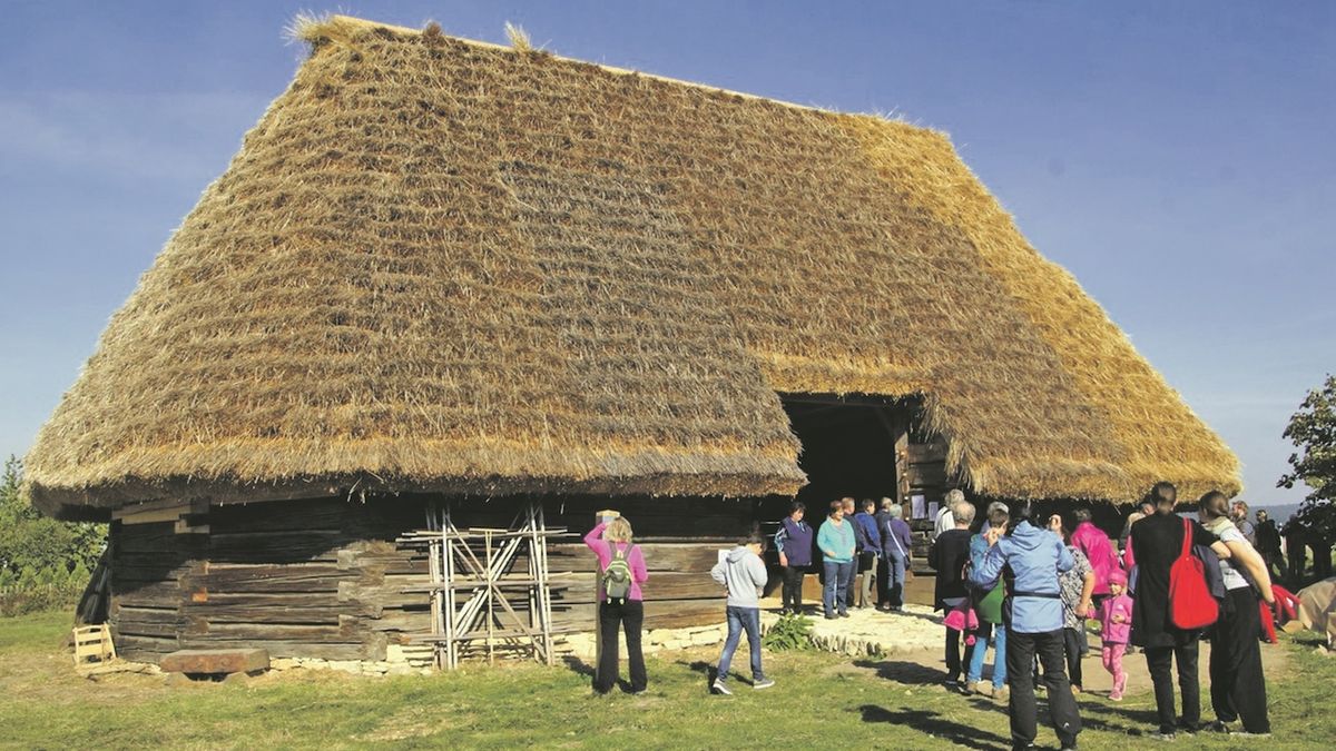 Polygonální stodola v Trstěnici už může být cílem turistů.