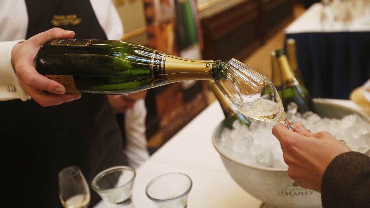 Velká přehlídka Champagne Exhibition festivalu Grand Jour de Champagne v Obecním domě.