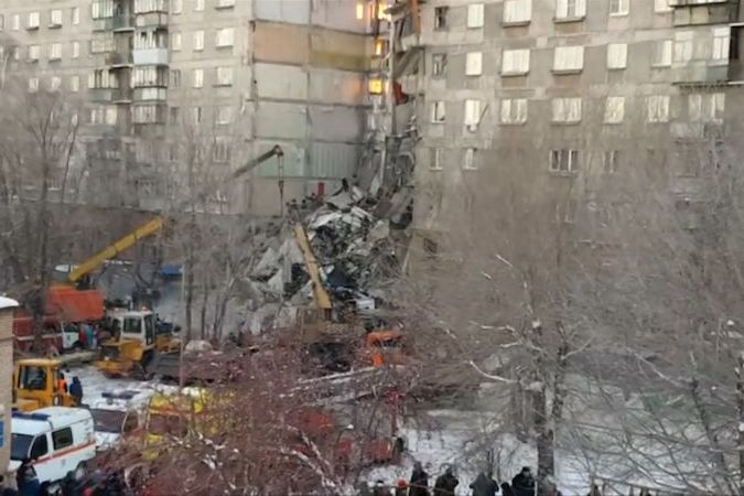 BEZ KOMENTÁŘE: Výbuch v domě na Uralu