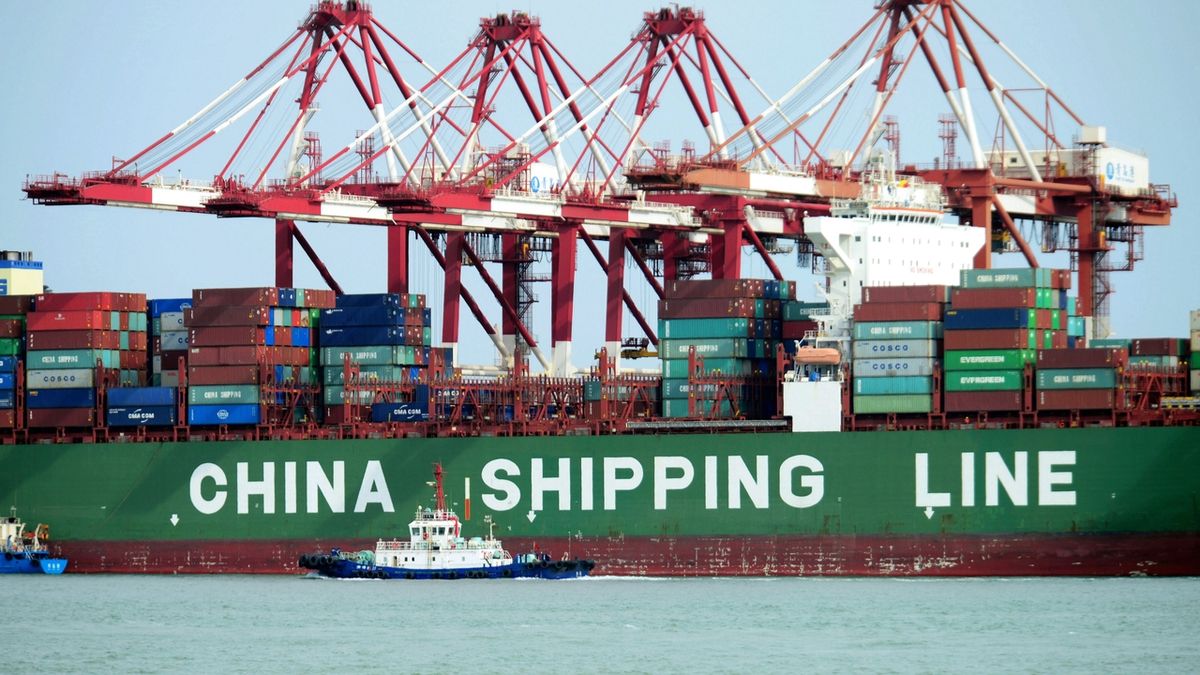 Čínská nákladní loď