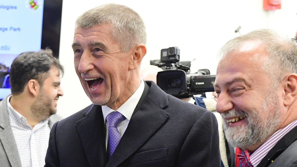 Do Čech se „vrací“ diplomatická armáda blízká Babišovi