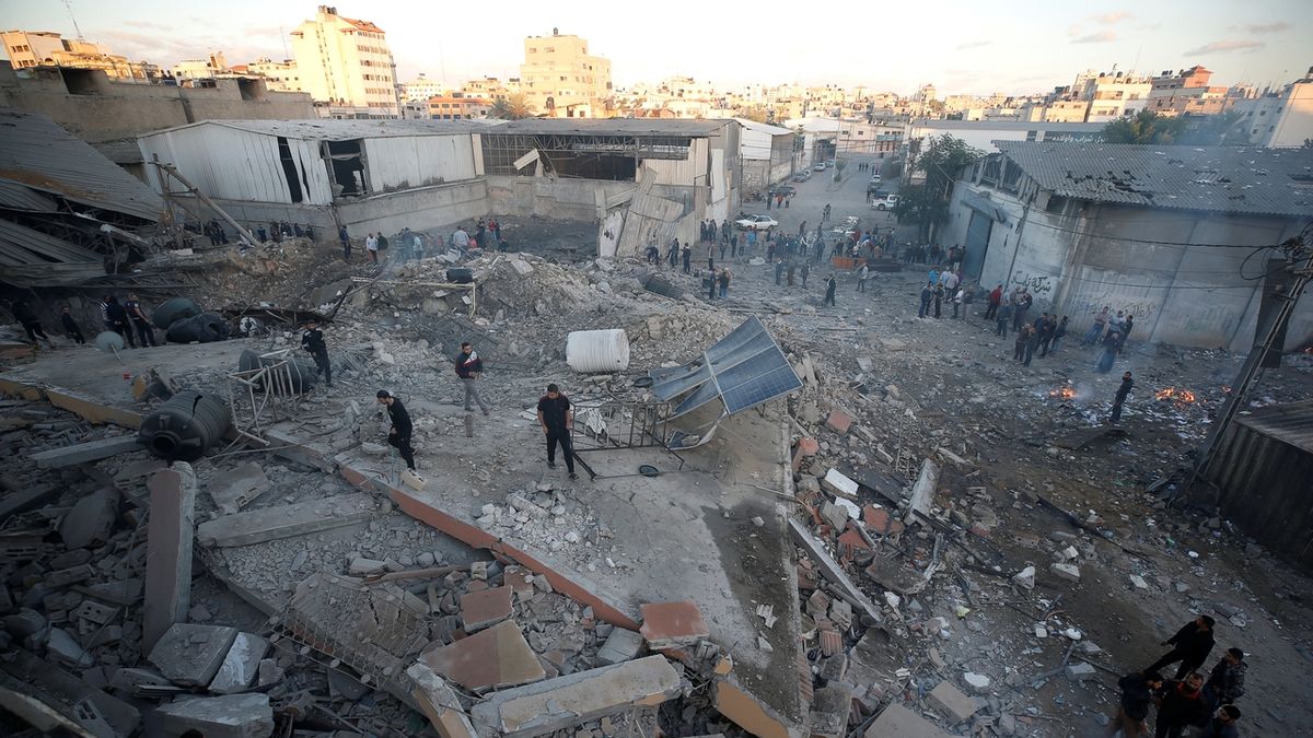 Vybombardovaný dům v Gaze 