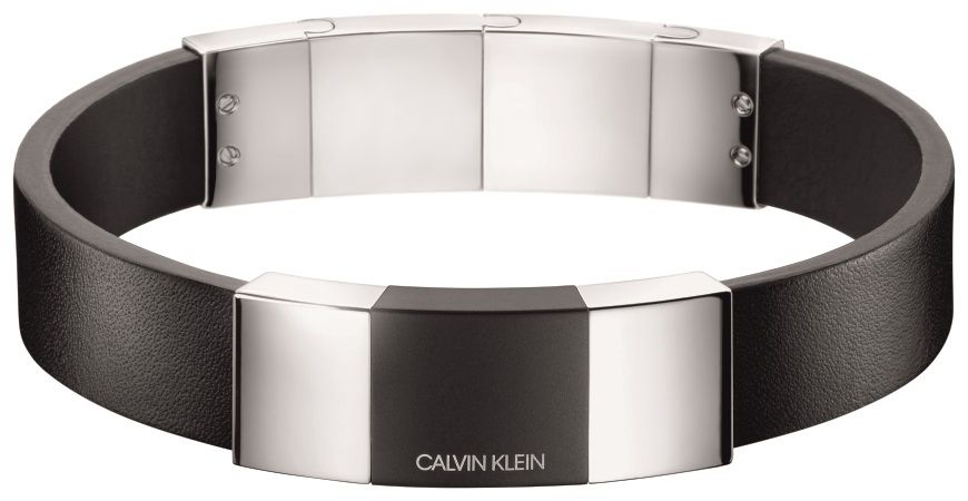 Calvin Klein strong – náramek, u kterého se ležérní styl pojí s uhlazeností, k čemuž využívá použití odlišných materiálů, 2910 Kč.