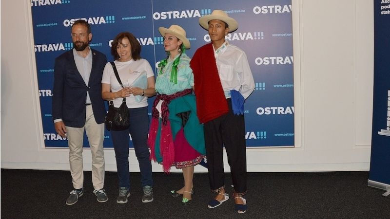 Účastníky Festivalu Folklor bez hranic přijal primátor města Ostravy Tomáš Macura. Delegace z Ekvádoru.