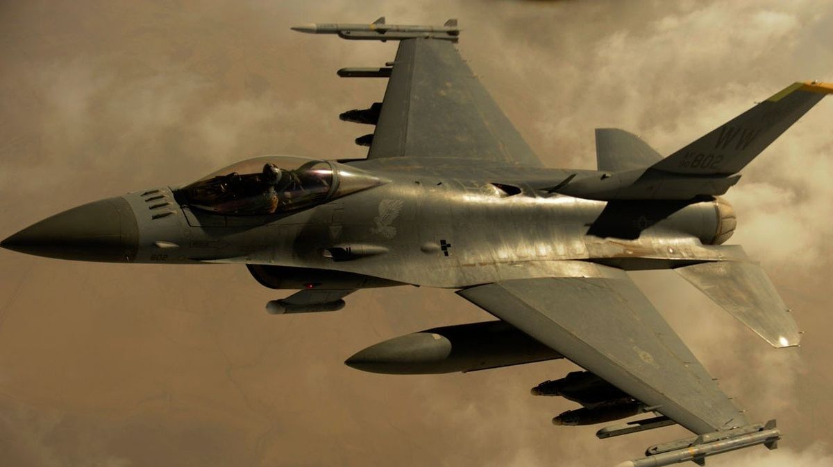 Irácká F-16