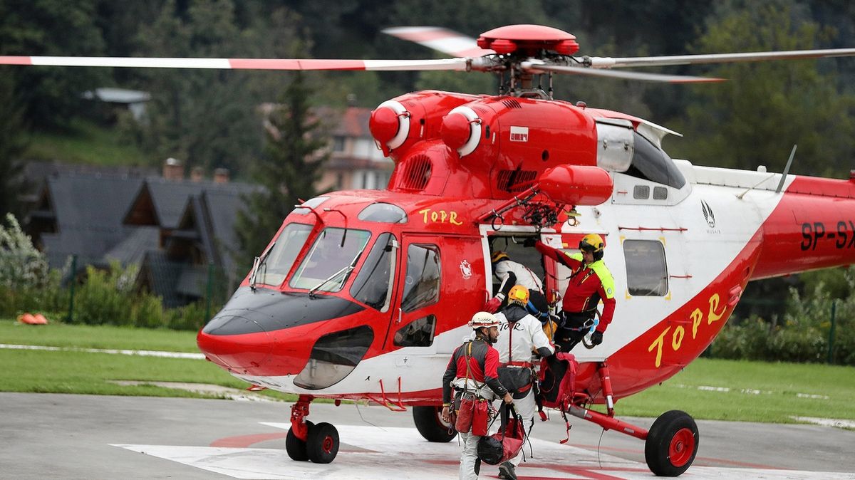 Nasazen byl záchranářský vrtulník. Ilustrační foto