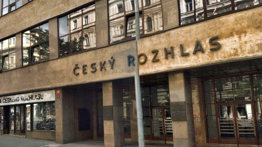 Českému rozhlasu přibylo 107 tisíc poplatníků