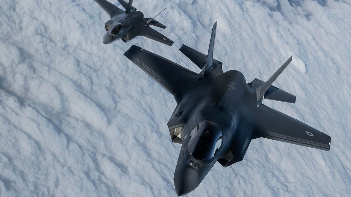 Lockheed dominuje prodejům zbraní kvůli letadlům F-35 Lightning II 