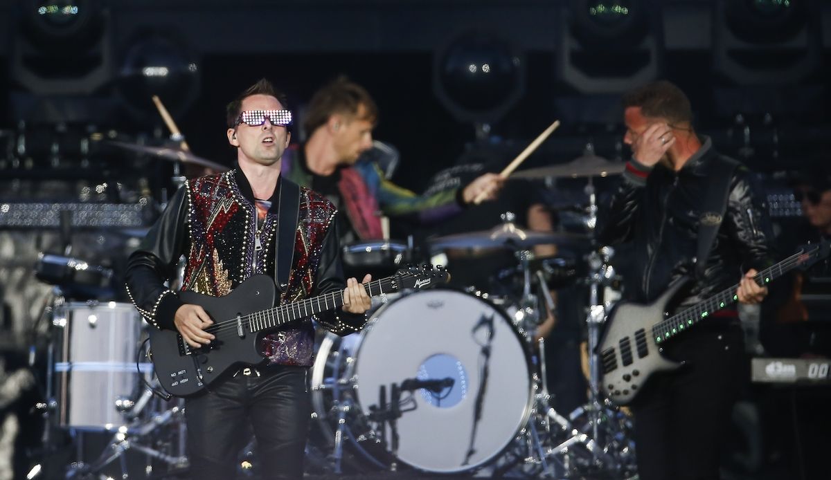 Muse odehráli v pražských Letňanech první evropský koncert svého světového turné.