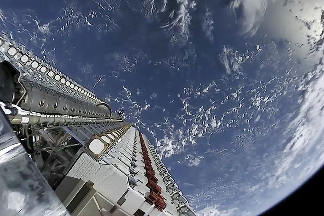 Raketa Falcon 9 vynesla 23. května na oběžnou dráhu prvních 60 satelitů systému Starlink 