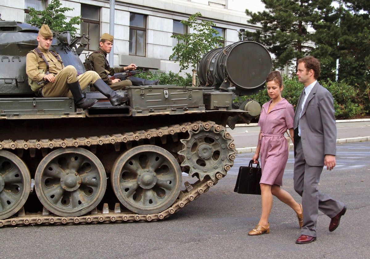 S Janem Teplým ve 4. řadě seriálu Zdivočelá země zachycující okupaci v srpnu 1968.