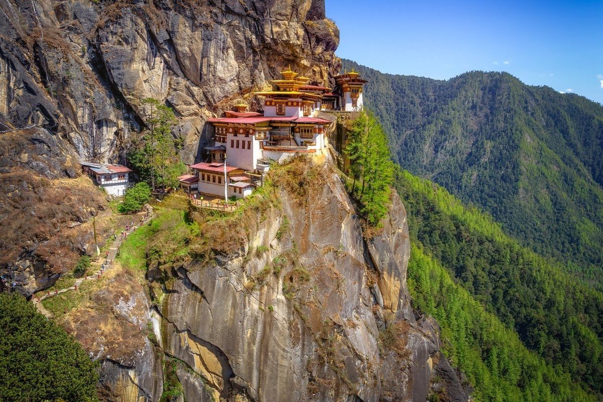 Klášter Paro Taktsang neboli Tygří hnízdo v Bhútánu