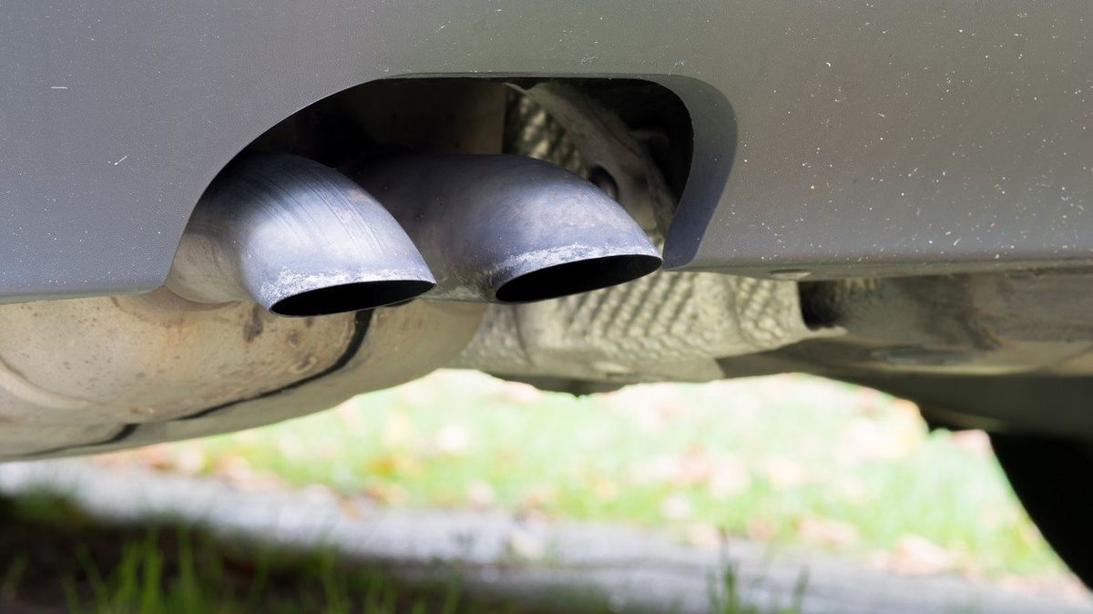 Nejškodlivější součástí emisí dieselových motorů jsou oxidy dusíku. (Ilustrační foto)