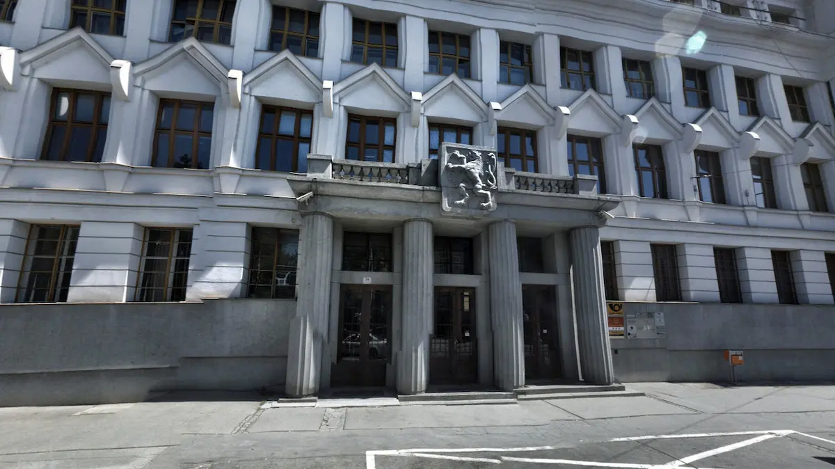 O polovinu ubylo stran a hnutí, které nepředložily výroční finanční zprávu