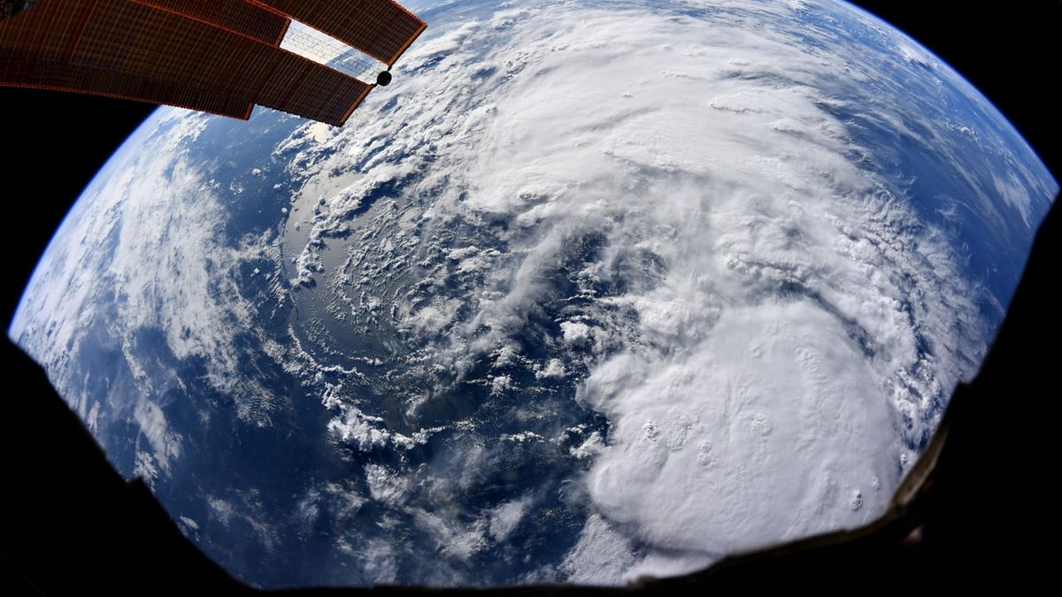 Tropická bouře barry míří k pobřeží amerického státu Louisiana 